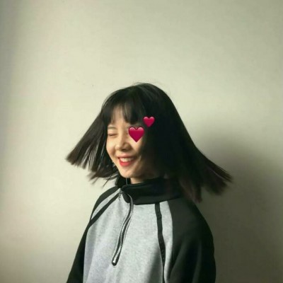 短发气质女生图像22_微信头像