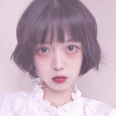 短发气质女生图像27