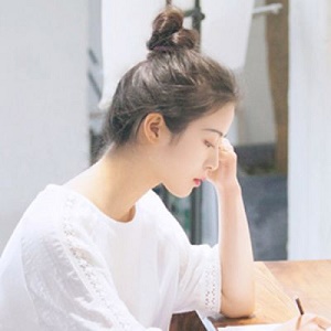 历趣 头像 唯美头像 唯美可爱清纯美女微信头像12扫二维码下载 推荐