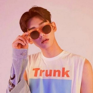 很酷不高冷的男生微信头像22