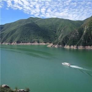 青山绿水自然风景头像图片