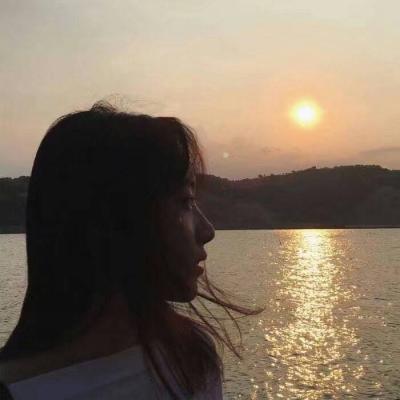 小清新海边女生微信图像10_微信头像