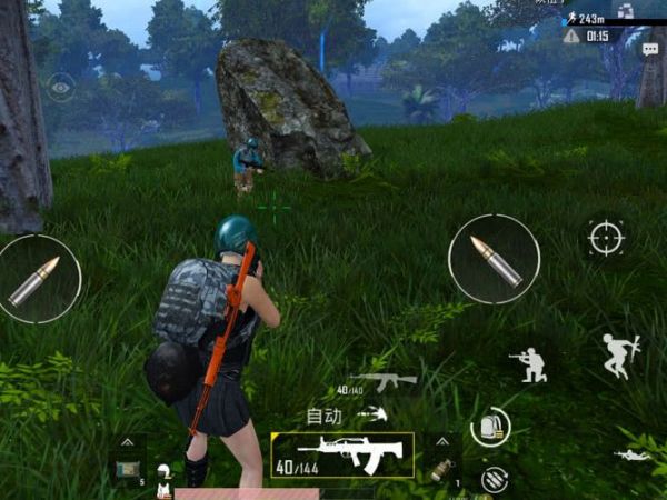 《刺激战场》玩家降落卡进石头里了，却意外触发无敌状态